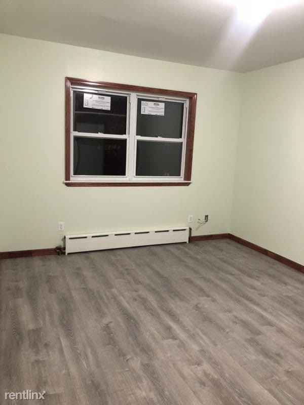 Building Photo - 3 br, 1 bath  - 705 Avenue Y