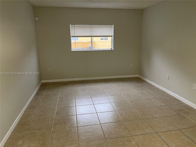 Foto del edificio - 14931 SW 82nd Terrace