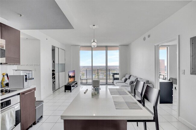 Foto del edificio - 90 SW 3rd St
