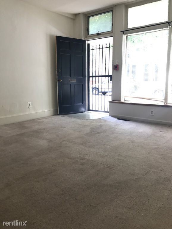 Building Photo - Studio, 1 bath  - 258 S 9th St