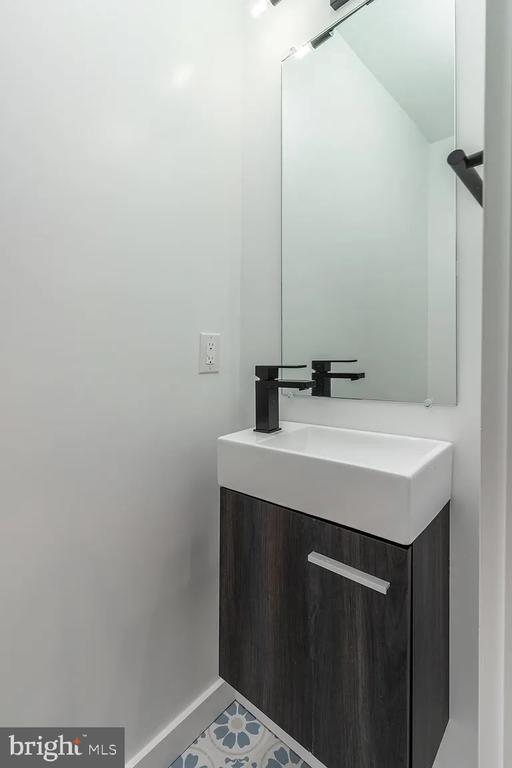 Foto del edificio - 1325 Buttonwood St