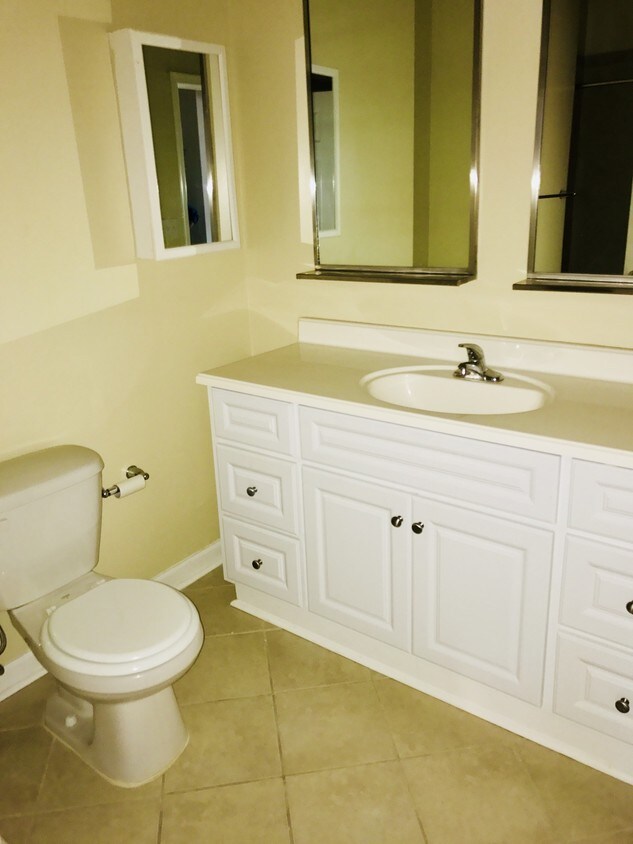 Foto del edificio - 2413 Eastern Ave