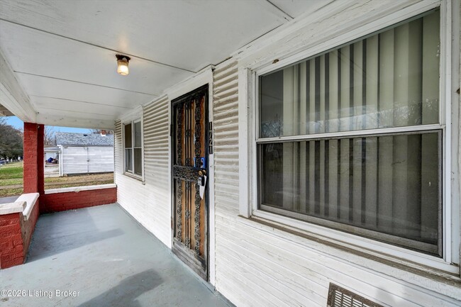 Foto del edificio - 1721 Wilson Ave