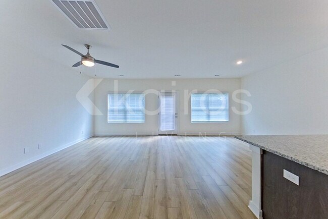 Building Photo - 6120 Taramore Ln.