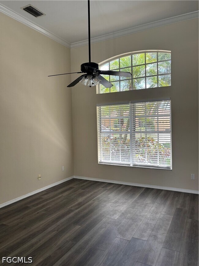Foto del edificio - 11761 Pinewood Lakes Dr