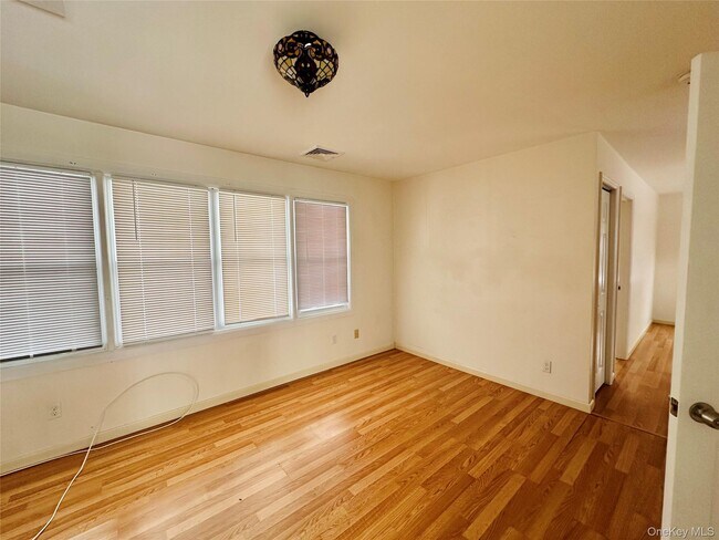 Foto del edificio - 3191 US-9