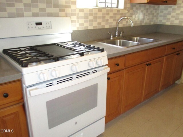 Foto del edificio - 2412 Birkdale St