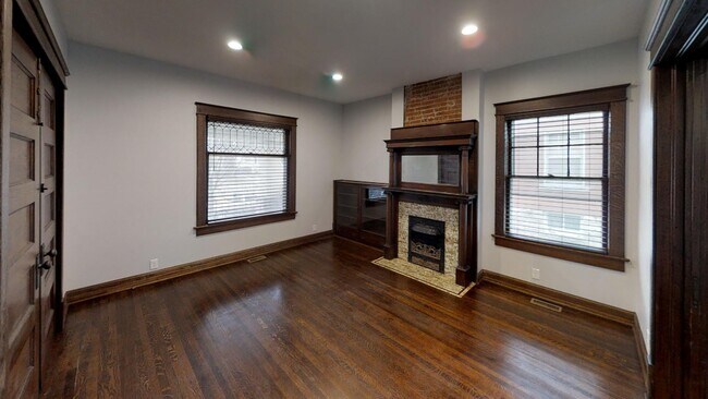 Building Photo - 3724 Wyandotte St