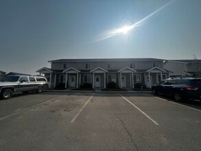 Building Photo - 10904-10102 102 Ave