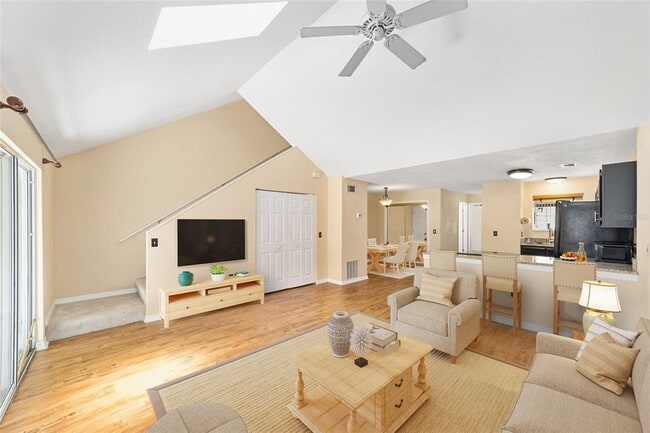 Building Photo - 9778 SW 52 Ln