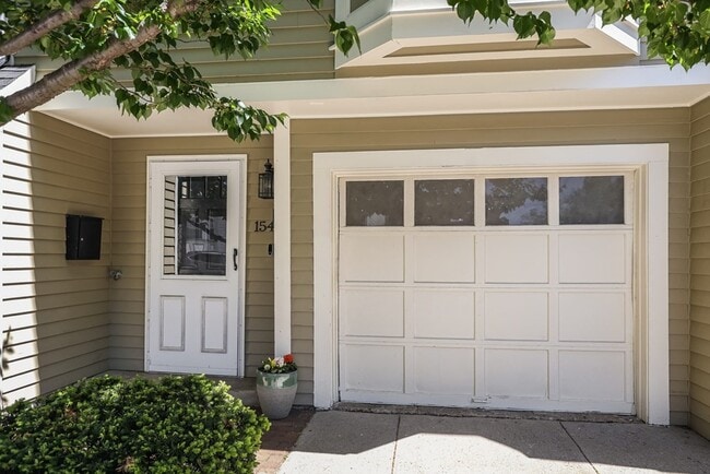 Building Photo - 154 W 3rd St