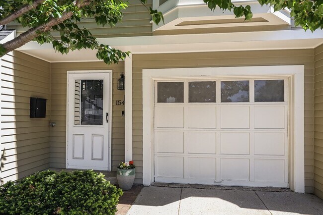 Foto del edificio - 154 W 3rd St