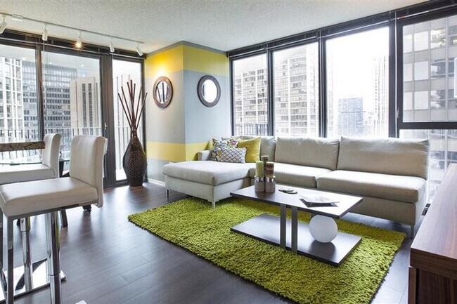 Foto del edificio - 227 N Columbus Dr