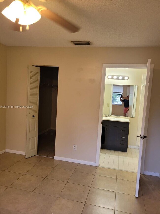 Foto del edificio - 785 NW 103rd Terrace