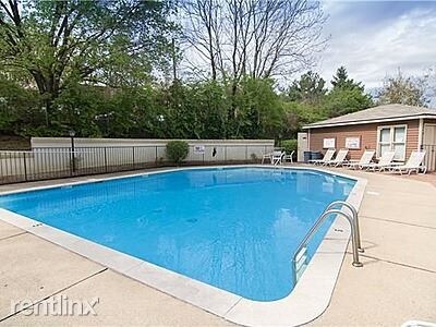 Primary Photo - 226 Hillsboro Pl