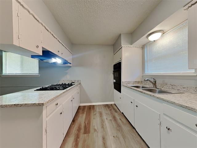 Foto del edificio - 1525 Gardenside Dr