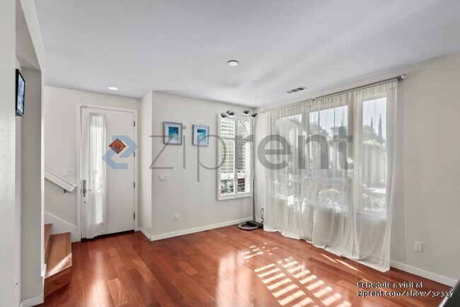 Building Photo - 1111 Tahoe Ln
