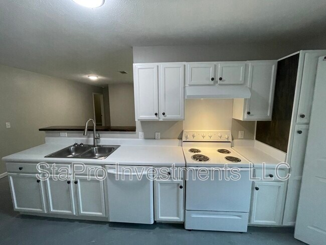 Foto del edificio - 158 Village Pl