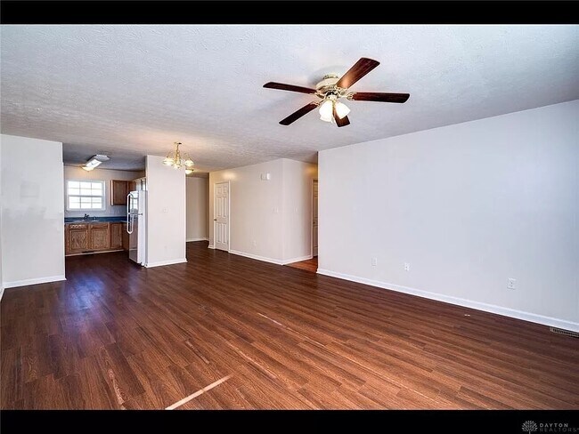 Foto del edificio - 2808 Woodman Dr