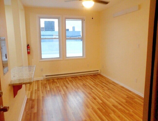 Building Photo - 3801 Atlantic Ave