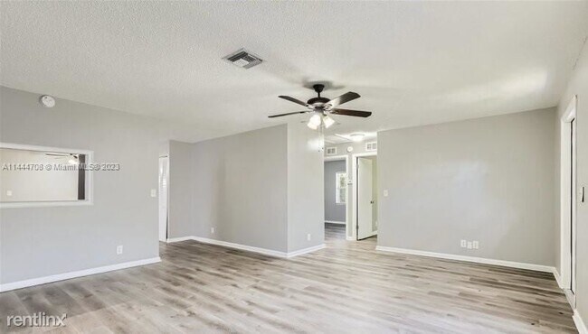 Building Photo - 3 br, 2 bath House - 6198 6198 Arcade Court
