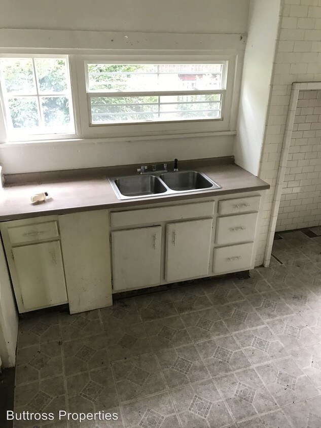 Building Photo - 4 br, 3 bath House - 1414 Bailey Ave