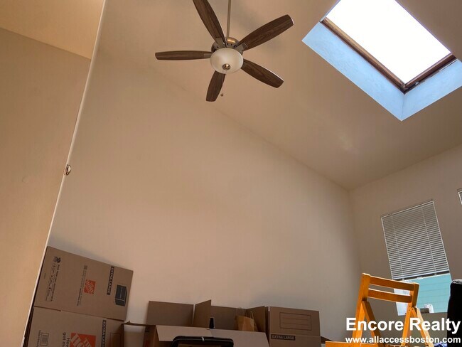 Foto del edificio - 12 Shepard St