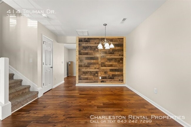 Building Photo - 414 Truman Dr