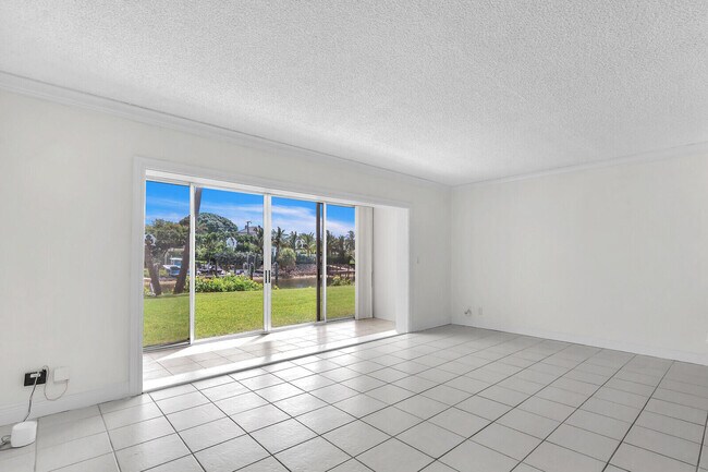 Building Photo - 342 Southwind Dr