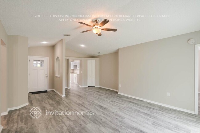 Foto del edificio - 1056 Malletwood Dr