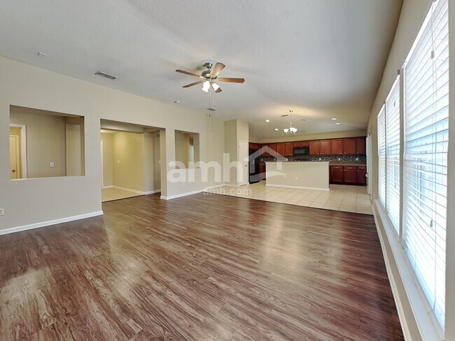 Foto del edificio - 11551 Spring Board Dr