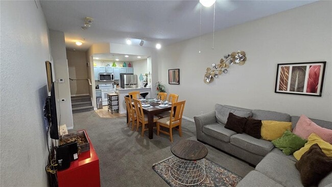 Building Photo - 2602 Lodi Cir