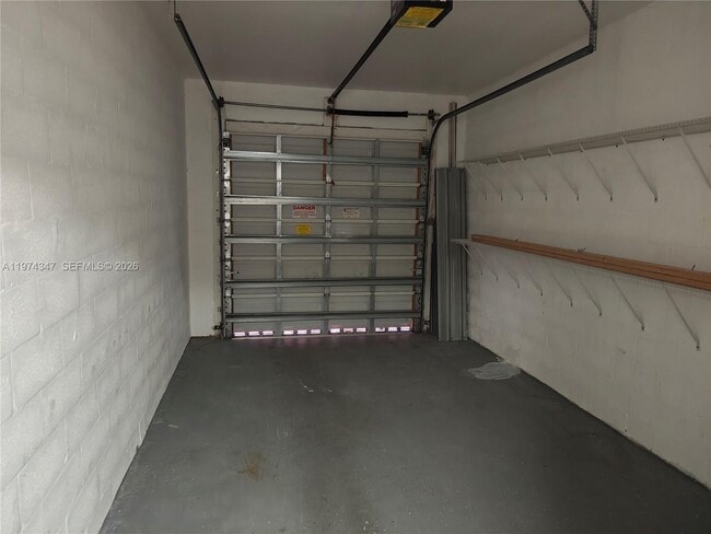 Building Photo - 2409 Centergate Dr