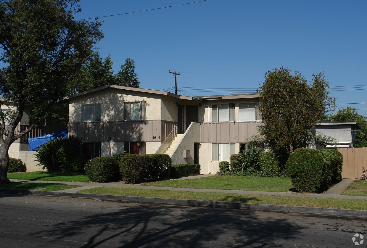 Primary Photo - 2616 S Rosewood Ave