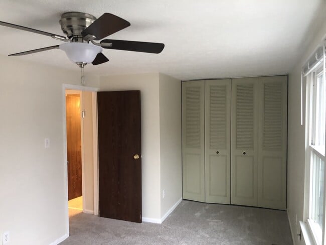 Foto del edificio - 1337 David Ln