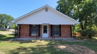 Building Photo - 306 W Hale Ave