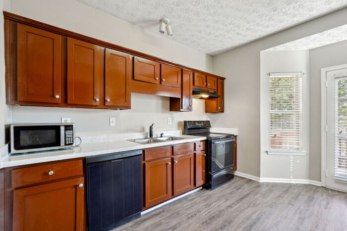 Primary Photo - Captivating 5BR, 3BA Gem!