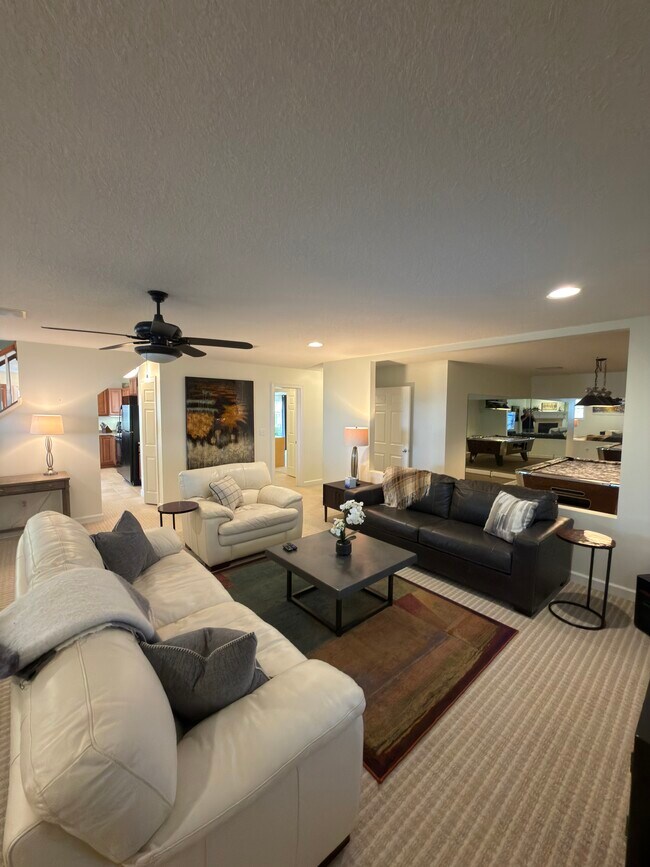 Foto del edificio - Hutch Apartment