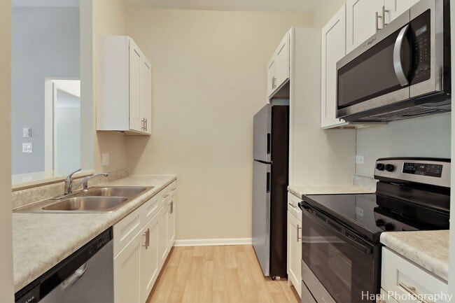 Building Photo - 4301 W Shamrock Ln