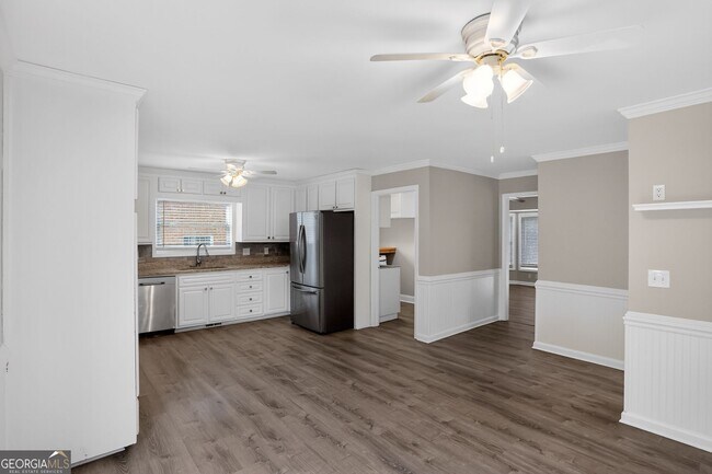 Foto del edificio - 3445 Johnson Ferry Rd NE