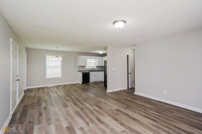 Foto del edificio - 10106 Stone St NW