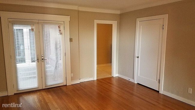 Building Photo - 1 br, 1 bath Apartment - 19 Aloha Street 2