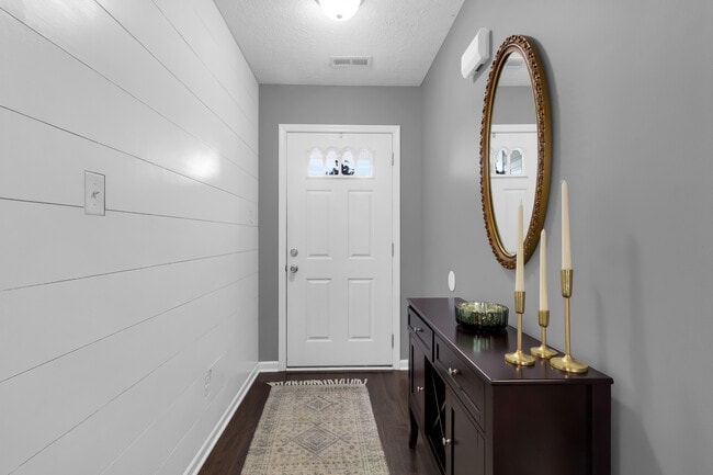 Foto del edificio - 3600 Ella Sofia Ln