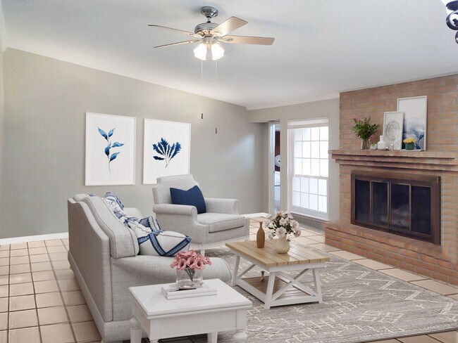 Virtually staged - 14103 Oakstead St