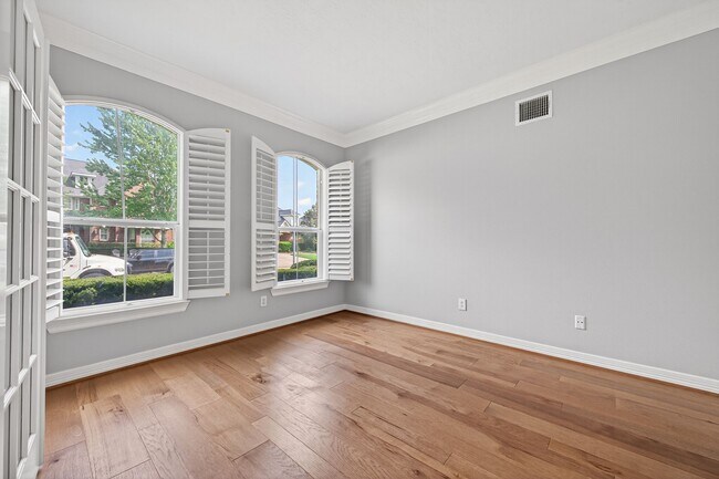 Foto del edificio - 2315 Vinemead Ct