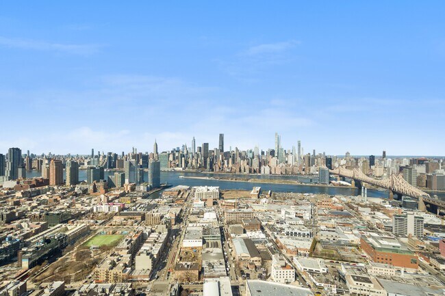 Photo - 3 Ct Square W Apartment