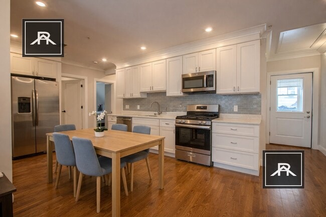 Building Photo - 53 Quint Ave