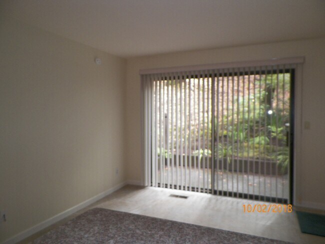 Building Photo - 14 Arrowhead Ln