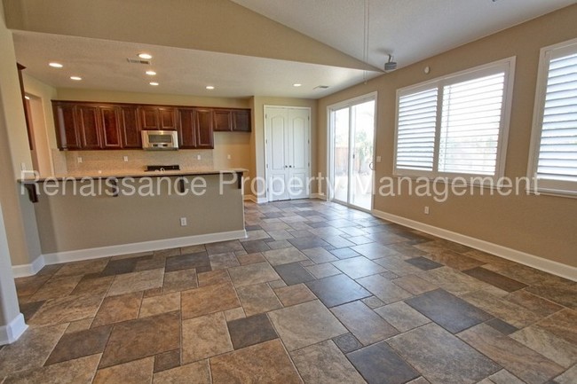 Building Photo - 1761 Ash Tree Way
