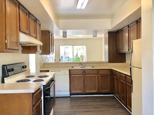 Foto del edificio - 6701 Dickens Ferry Rd